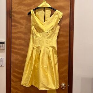 Tehari silk cocktail dress with wide belt sz 4/6  knee length. Wedding/ party